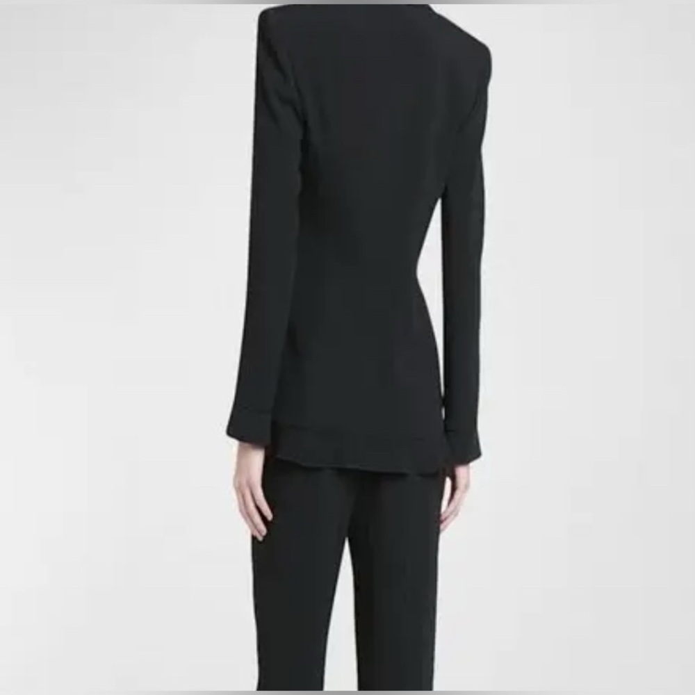Giorgio Armani black blazer size 4 navy fabric interior